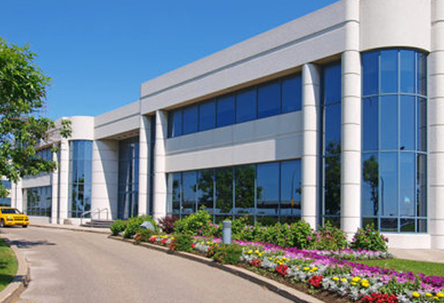 北京家長沸騰了！2027年全部告別“盒飯”，中小學食堂要“自營”