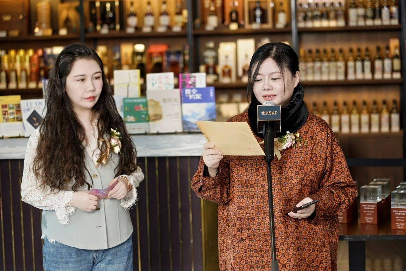 心中有愛，手中有光：“持微火者”女性文學好書榜2025年度十大好書頒獎