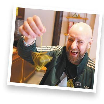 是“粽子男孩”，也是“美食雷達”（老外不見外）