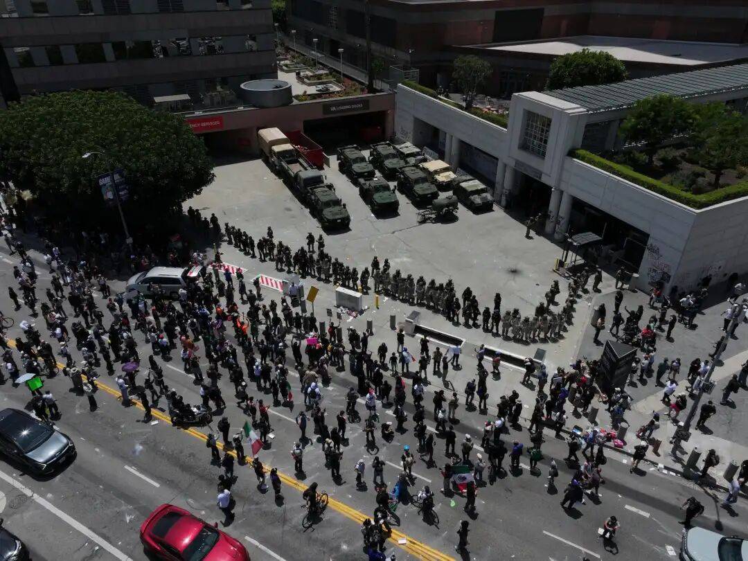 留學生被ICE攔下了怎麼辦？線上等挺急的…這份保命指南拿好