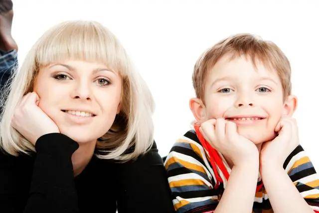 原創教育孩子的真相：你講話時的樣子，比說什麼更重要