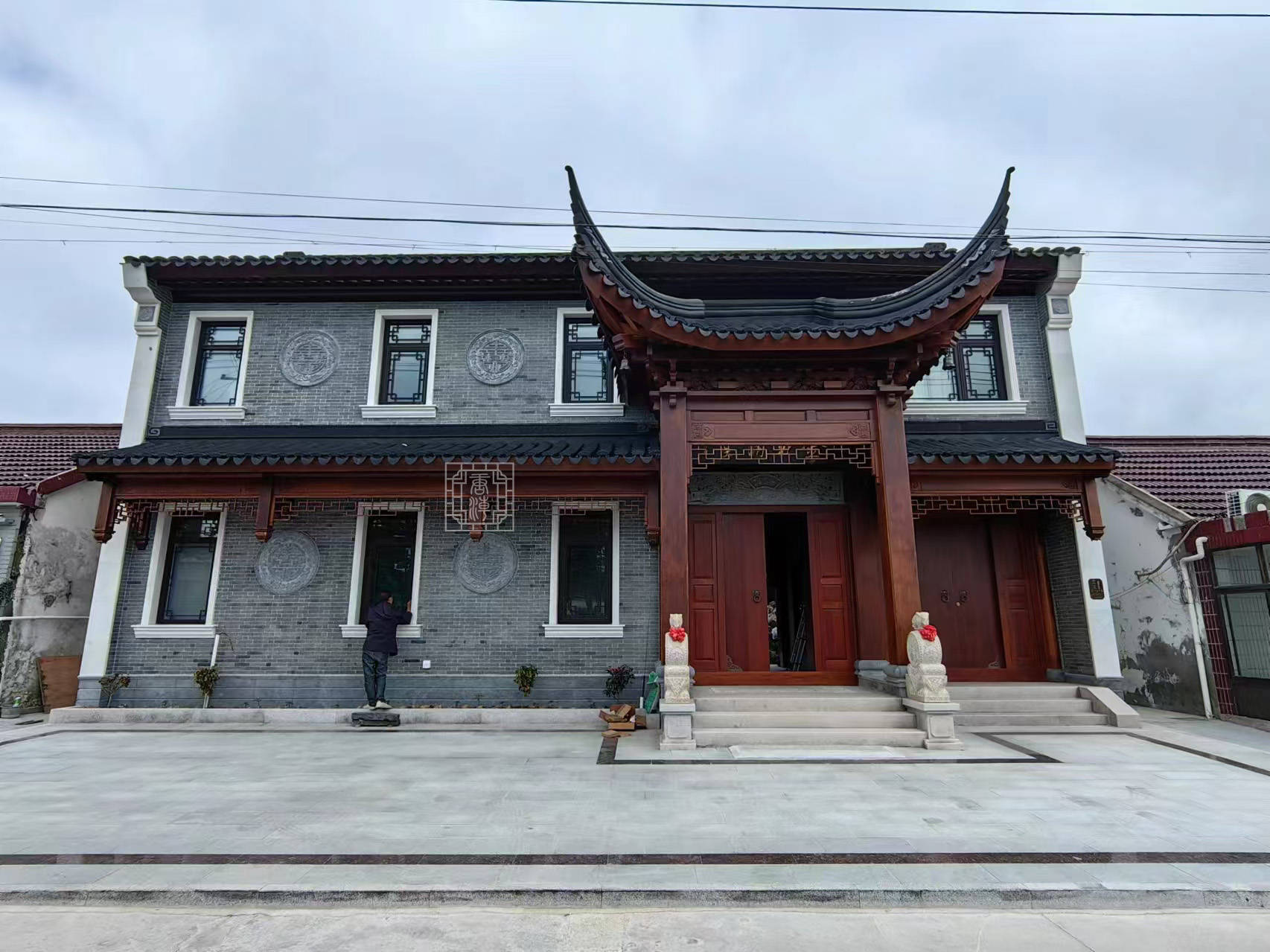 探討靠譜的仿唐宋門窗、仿古門窗定製廠家，價格一般多少錢？