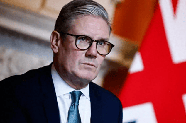 原創中英簽下45億大單後，英國突然對華出手，中企被拉黑，外交部反擊