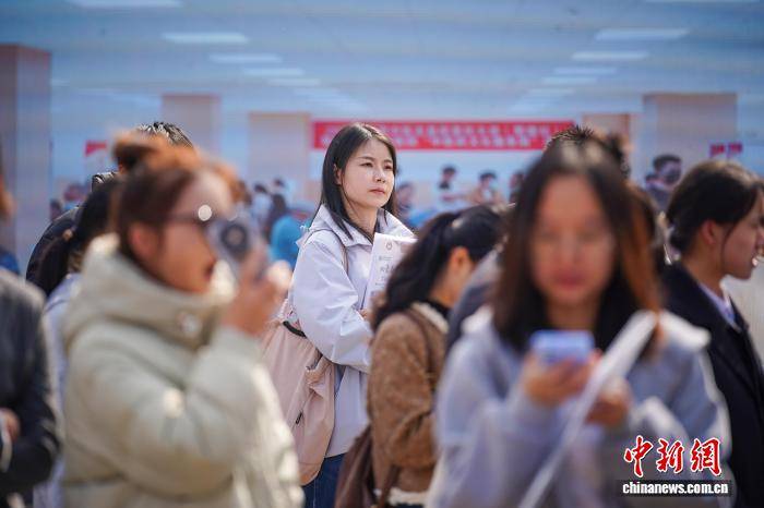 雲南省舉辦醫藥類高校畢業生中醫類專場招聘會