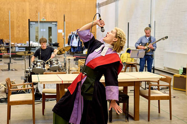 新潮觀魚：三八節上映的這部“女性主義電影”，為何高分低票房？