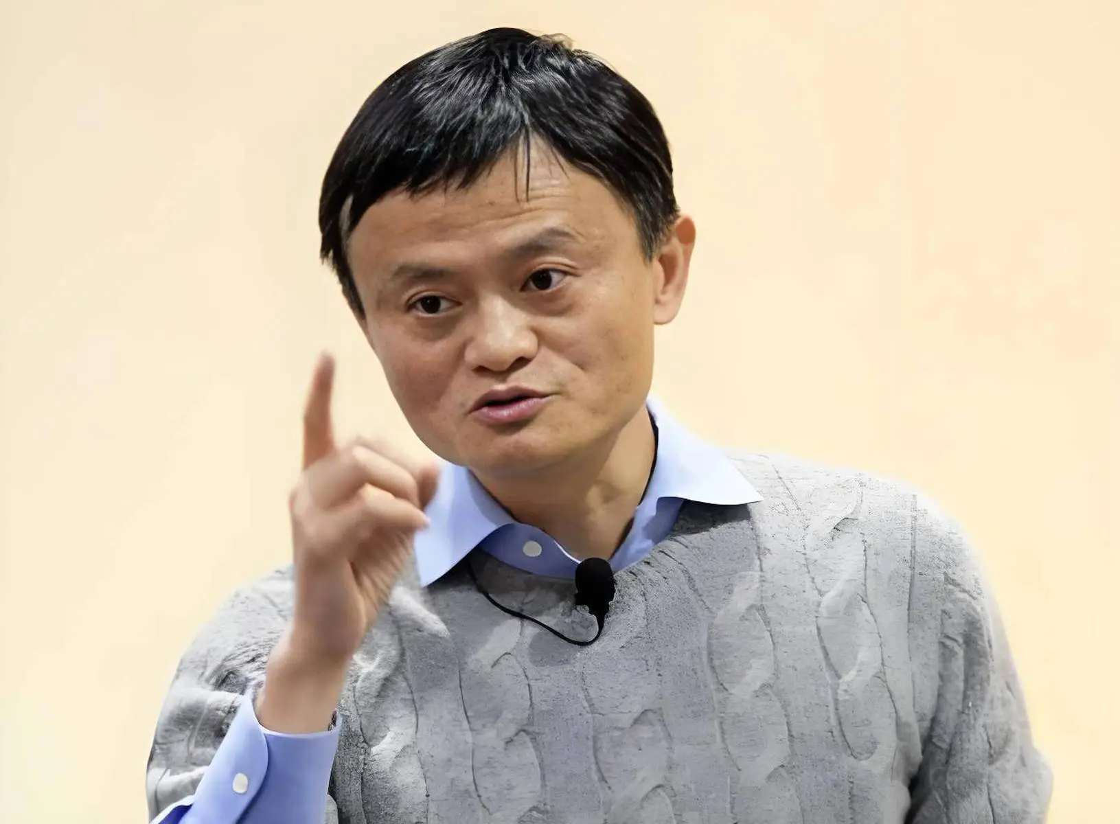 原創5年後，200萬存款和200萬房產誰更值錢？二位大佬早已經給出答案